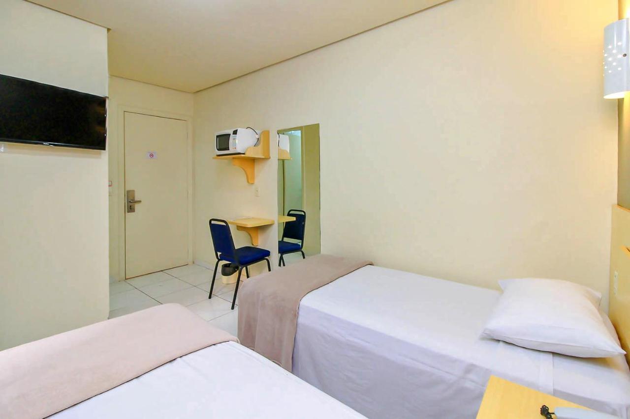 Hotel Coral Express 3 Klm Da Pucrs ,Prox Beira Rio E Shopping Praia De Belas Embarcadeiro